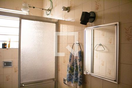 Casa à venda com 237m², 3 quartos e 2 vagasBanheiro