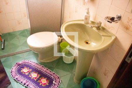 Casa à venda com 237m², 3 quartos e 2 vagasBanheiro