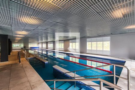 Apartamento à venda com 87m², 2 quartos e 2 vagasÁrea Comum - Piscina Coberta