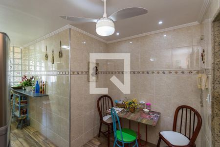 Apartamento à venda com 82m², 2 quartos e 1 vagaCozinha