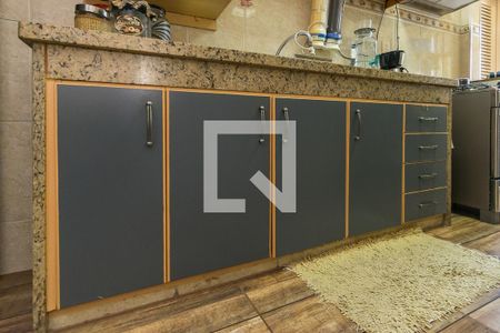 Apartamento à venda com 82m², 2 quartos e 1 vagaCozinha - Armários