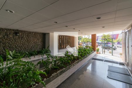 Apartamento à venda com 82m², 2 quartos e 1 vagaÁrea comum - Hall da entrada