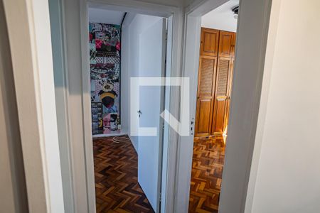 Corredor de apartamento para alugar com 2 quartos, 70m² em Catete, Rio de Janeiro