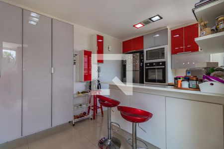 Apartamento à venda com 198m², 4 quartos e 3 vagasCozinha
