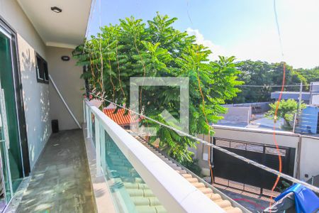 Casa à venda com 198m², 3 quartos e 1 vaga Casa à venda com 198m², 3 quartos e 1 vagaSacada