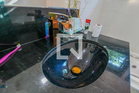 Casa à venda com 198m², 3 quartos e 1 vaga Casa à venda com 198m², 3 quartos e 1 vagaBanheiro da Suíte