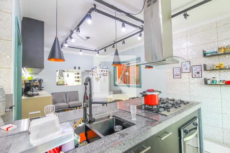 Casa à venda com 198m², 3 quartos e 1 vaga Casa à venda com 198m², 3 quartos e 1 vagaCozinha