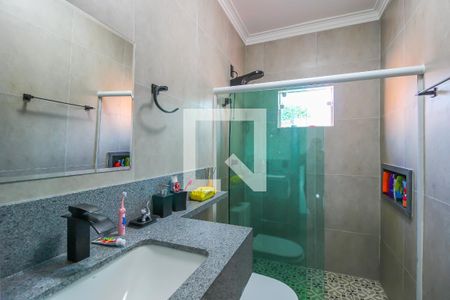 Casa à venda com 198m², 3 quartos e 1 vaga Casa à venda com 198m², 3 quartos e 1 vagaBanheiro 2