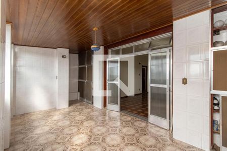 Apartamento à venda com 244m², 4 quartos e 1 vaga Apartamento à venda com 244m², 4 quartos e 1 vagaVaranda