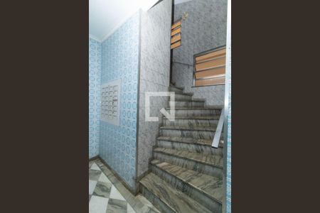 Apartamento à venda com 244m², 4 quartos e 1 vaga Apartamento à venda com 244m², 4 quartos e 1 vagaAcesso Escadas