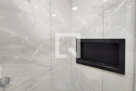 Apartamento à venda com 52m², 2 quartos e 1 vaga Apartamento à venda com 52m², 2 quartos e 1 vagaBanheiro Social