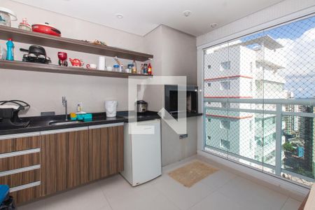 Varanda - Detalhe de apartamento para alugar com 3 quartos, 134m² em Vila Luis Antônio, Guarujá