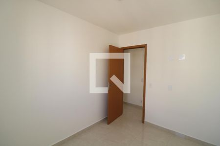 Quarto de apartamento para alugar com 2 quartos, 45m² em Jardim Colonial, São Paulo