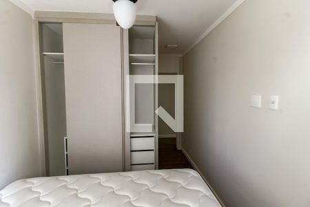Apartamento à venda com 50m², 2 quartos e 1 vagaQuarto 2 - Armários