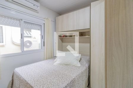 Quarto 1 de casa de condomínio à venda com 2 quartos, 60m² em Olaria, Canoas