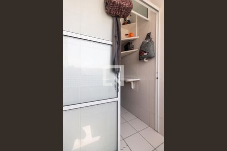 Apartamento à venda com 60m², 2 quartos e 2 vagas Apartamento à venda com 60m², 2 quartos e 2 vagasÁrea de serviço