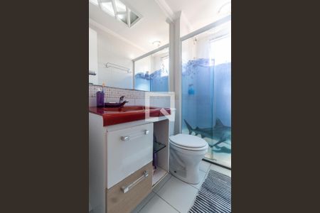 Apartamento à venda com 60m², 2 quartos e 2 vagas Apartamento à venda com 60m², 2 quartos e 2 vagasBanheiro