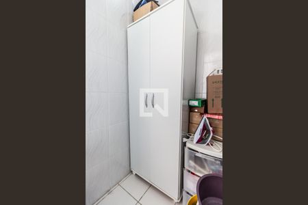 Apartamento à venda com 60m², 2 quartos e 2 vagas Apartamento à venda com 60m², 2 quartos e 2 vagasQuarto de serviço