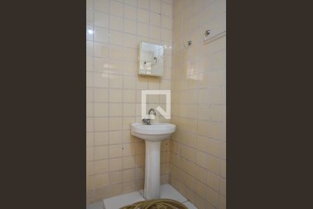 Casa à venda com 159m², 4 quartos e 2 vagasBanheiro de Serviços 