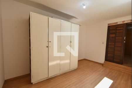 Casa à venda com 159m², 4 quartos e 2 vagasQuarto 02 Suíte 01