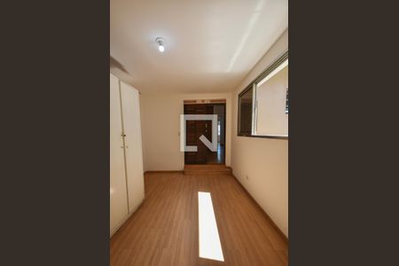 Casa à venda com 159m², 4 quartos e 2 vagasQuarto 02 Suíte 01