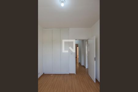 Casa à venda com 159m², 4 quartos e 2 vagasQuarto 04