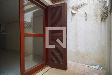 Pátio de apartamento à venda com 1 quarto, 33m² em Santa Cecília, Porto Alegre