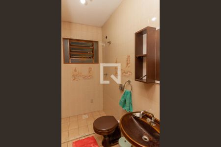 Casa à venda com 200m², 4 quartos e 2 vagas Casa à venda com 200m², 4 quartos e 2 vagasBanheiro 1