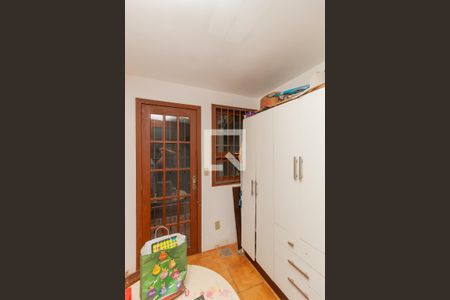 Casa à venda com 200m², 4 quartos e 2 vagas Casa à venda com 200m², 4 quartos e 2 vagasQuarto 2