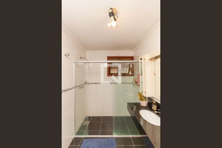 Casa à venda com 200m², 4 quartos e 2 vagas Casa à venda com 200m², 4 quartos e 2 vagasBanheiro 2