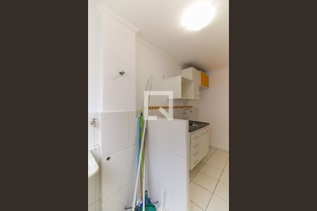 Cozinha e Área de Serviço de apartamento para alugar com 2 quartos, 47m² em Jardim Paris, São Paulo