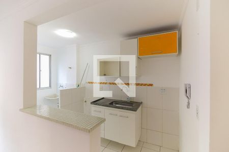 Cozinha de apartamento para alugar com 2 quartos, 47m² em Jardim Paris, São Paulo