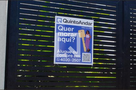 Casa de condomínio à venda com 300m², 3 quartos e 2 vagas Casa de condomínio à venda com 300m², 3 quartos e 2 vagasDetalhe