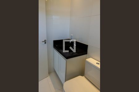 Casa de condomínio à venda com 300m², 3 quartos e 2 vagas
