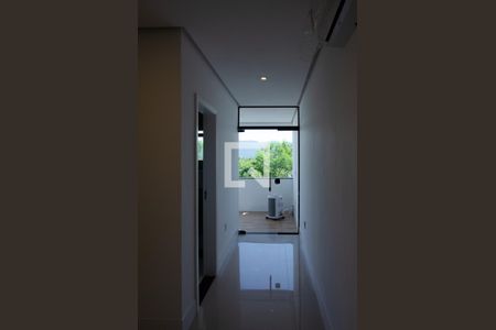 Casa de condomínio à venda com 300m², 3 quartos e 2 vagas