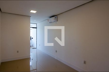 Casa de condomínio à venda com 300m², 3 quartos e 2 vagas