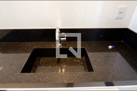Casa de condomínio à venda com 300m², 3 quartos e 2 vagas