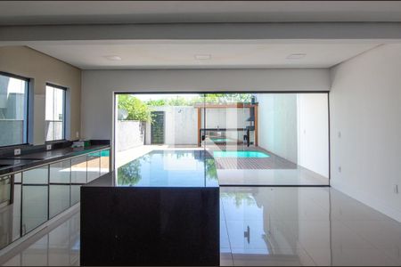 Casa de condomínio à venda com 300m², 3 quartos e 2 vagas Casa de condomínio à venda com 300m², 3 quartos e 2 vagasCozinha
