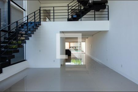 Casa de condomínio à venda com 300m², 3 quartos e 2 vagas Casa de condomínio à venda com 300m², 3 quartos e 2 vagasSala