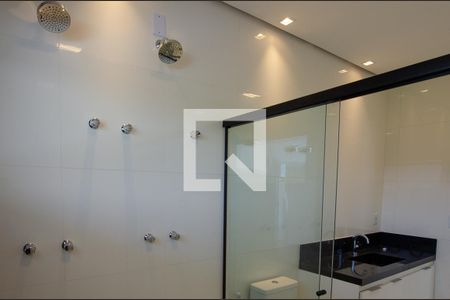 Casa de condomínio à venda com 300m², 3 quartos e 2 vagas