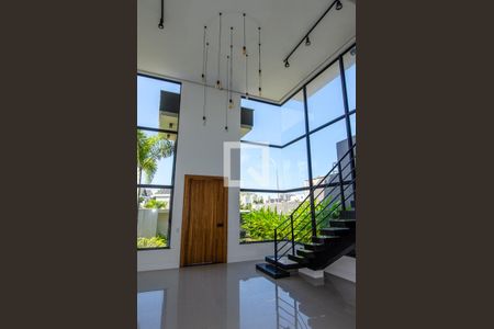 Casa de condomínio à venda com 300m², 3 quartos e 2 vagas Casa de condomínio à venda com 300m², 3 quartos e 2 vagasSala