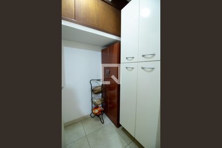 Apartamento à venda com 126m², 3 quartos e 2 vagas Apartamento à venda com 126m², 3 quartos e 2 vagasÁrea de Serviço