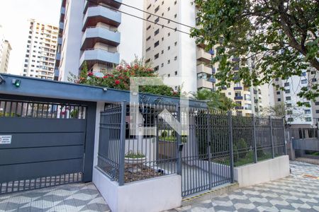 Apartamento à venda com 126m², 3 quartos e 2 vagas Apartamento à venda com 126m², 3 quartos e 2 vagasFachada