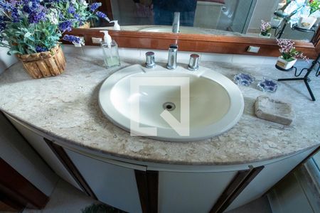 Apartamento à venda com 126m², 3 quartos e 2 vagas Apartamento à venda com 126m², 3 quartos e 2 vagasBanheiro do Quarto 1