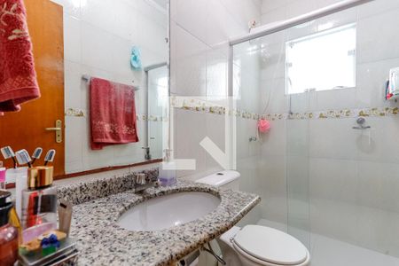 Casa à venda com 100m², 3 quartos e 2 vagasBanheiro da Suíte 1