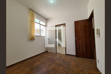 Apartamento para alugar com 3 quartos, 101m² em Coracao de Jesus, Belo Horizonte