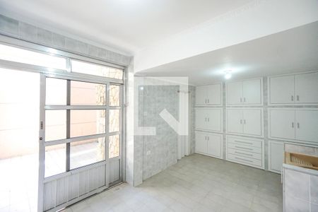 Casa de condomínio para alugar com 80m², 2 quartos e 1 vaga Casa de condomínio para alugar com 80m², 2 quartos e 1 vagaÁrea de serviço