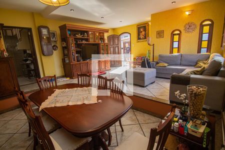 Sala de casa à venda com 4 quartos, 337m² em Pe Pequeno, Niterói