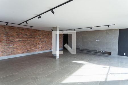 Casa para alugar com 332m², 3 quartos e 3 vagas