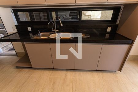 Casa para alugar com 332m², 3 quartos e 3 vagas